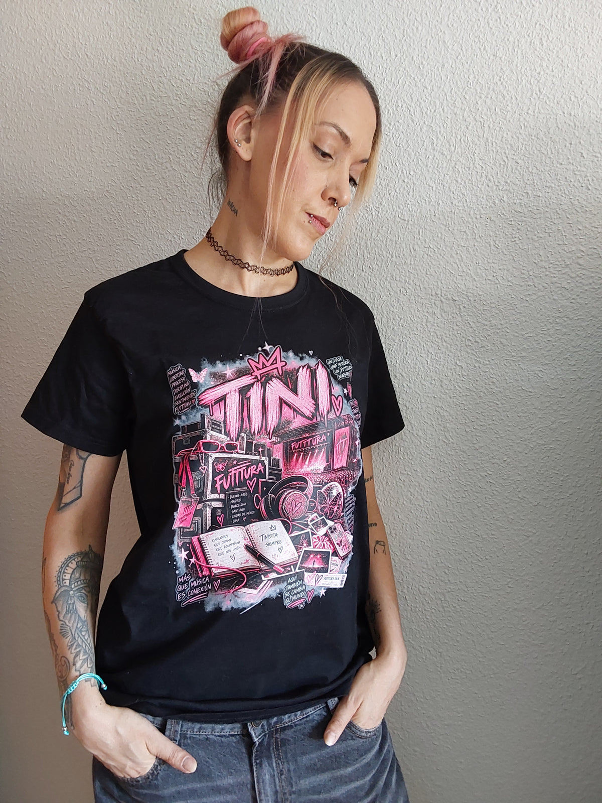 Camiseta Tini FUTTTURA Triple T